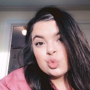 Meet your Posher, Paige